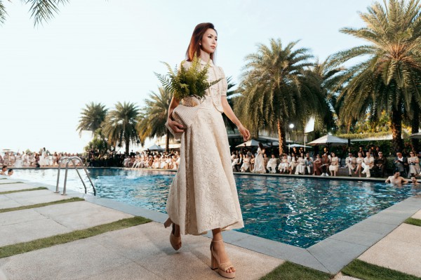 Hoa hậu H’Hen Niê làm vedette show diễn của NTK Đỗ Mạnh Cường