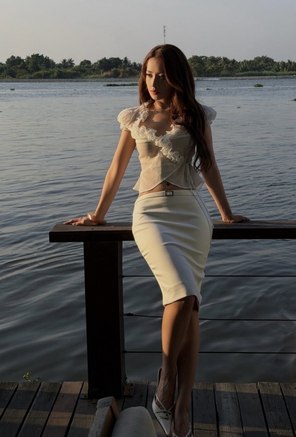 Học mỹ nhân Việt 