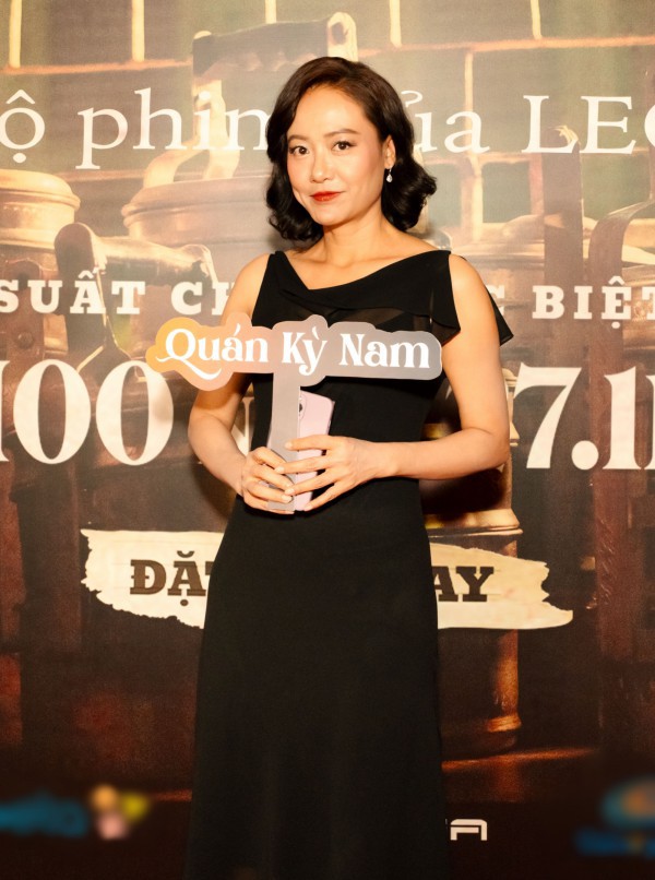 Mẹ 3 con Hải Yến khoe nhan sắc rạng rỡ, trẻ trung