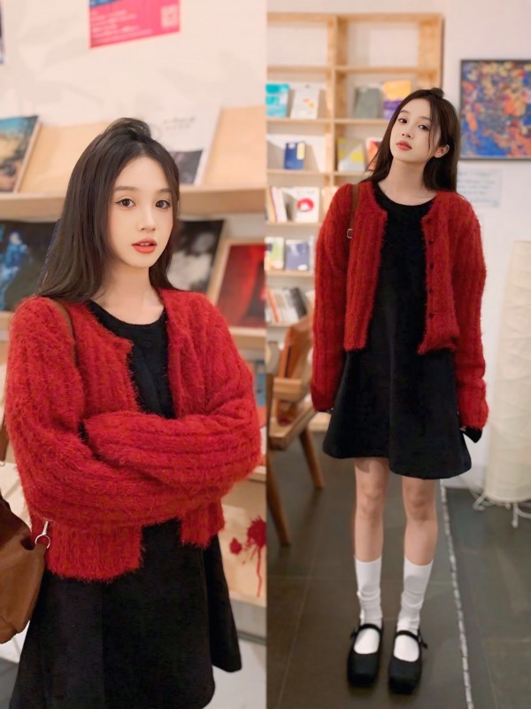 Muôn kiểu phối áo len dệt kim sắc đỏ rực rỡ mùa giáng sinh