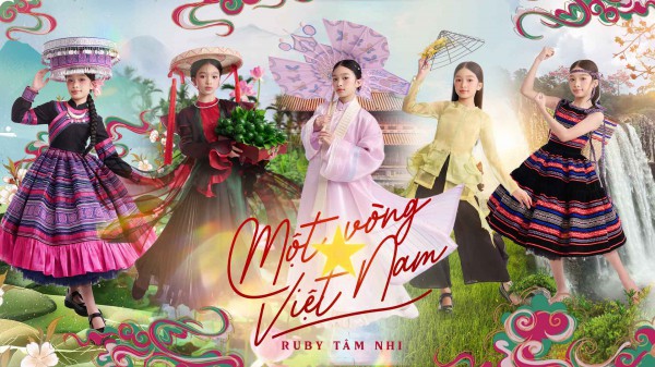 NTK Nguyễn Minh Công lan tỏa tình yêu quê hương qua thời trang