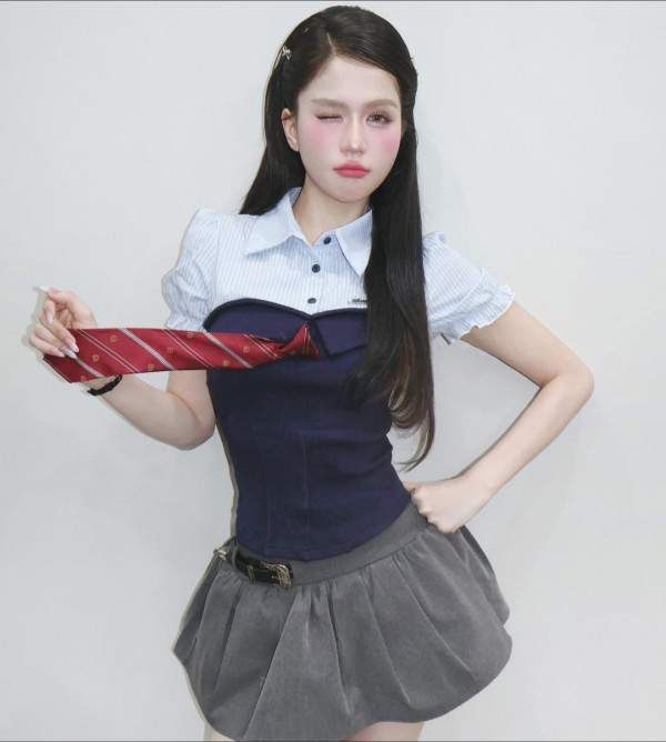 Ngọc Trinh không còn thích sexy mà chuyển sang phong cách teen girl năng động