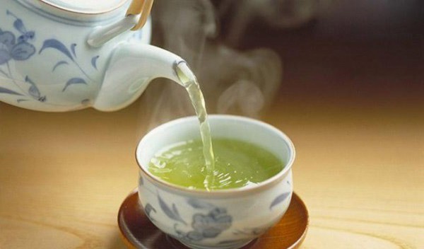 Người bị sốt nên ăn và không nên ăn gì? Người bị sốt nên ăn và không nên ăn gì?