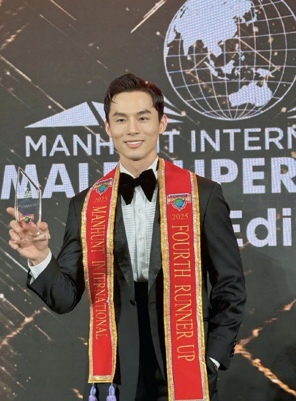 Người mẫu Vũ Linh đoạt danh hiệu Á vương 4 tại Manhunt International 2025