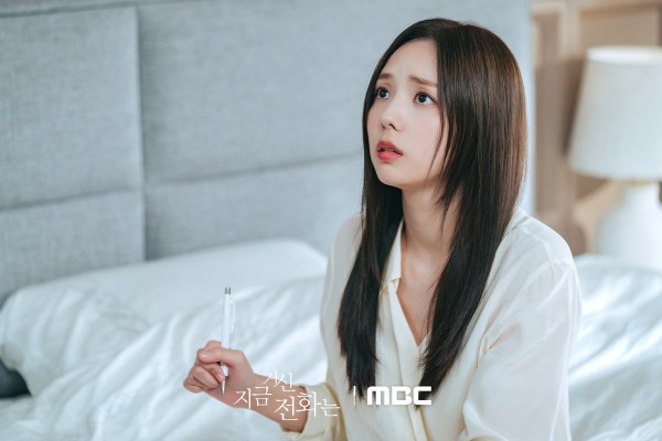 Nhan sắc của "Mỹ nhân đẹp nhất Hàn Quốc 2025" Chae Soo-bin