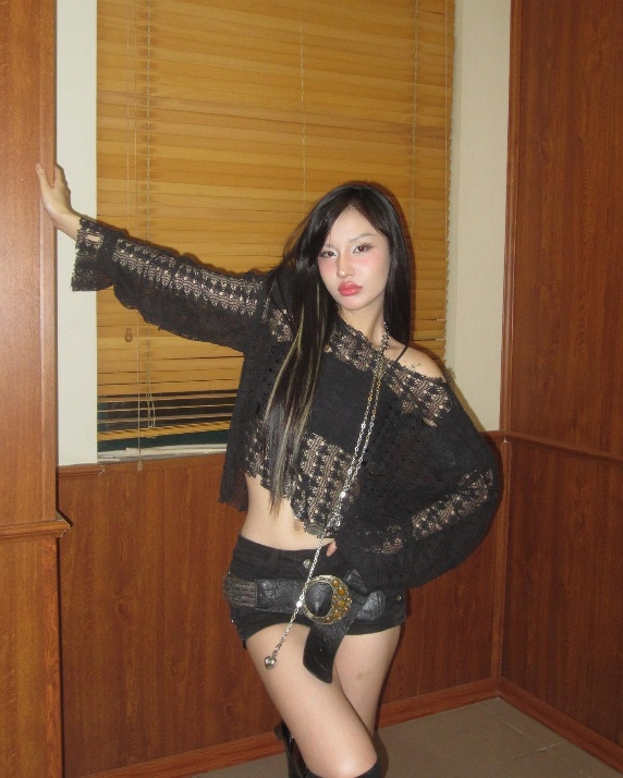 Những bản phối thường ngày giúp “búp bê Saabirose” ghi điểm trong lòng khán giả trẻ