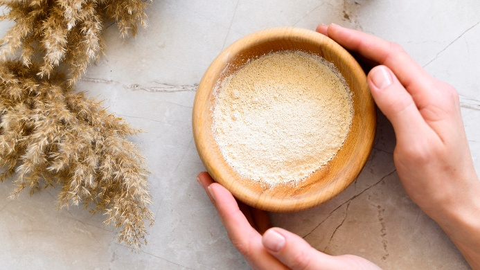 Những bí quyết dưỡng nhan cổ xưa mà phụ nữ hiện đại vẫn truyền tay nhau