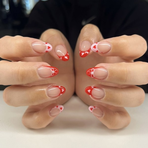 Những mẫu nail ngọt ngào cho mùa Valentine