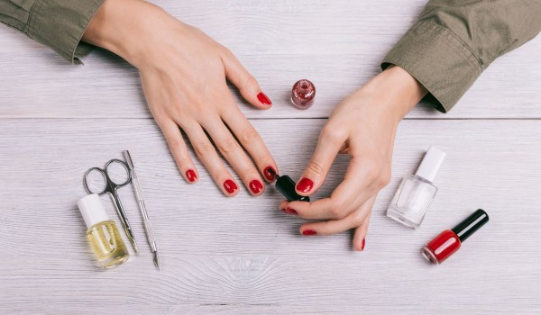Những sai lầm khiến bộ móng của bạn không đẹp lung linh 