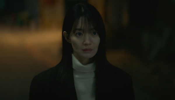 Phong cách tối giản của Shin Min Ah từ trong phim tới đời thực