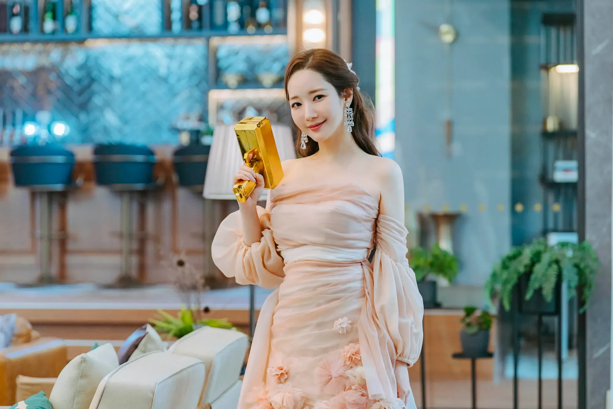 Thời trang đa phong cách của Park Min Young trong 