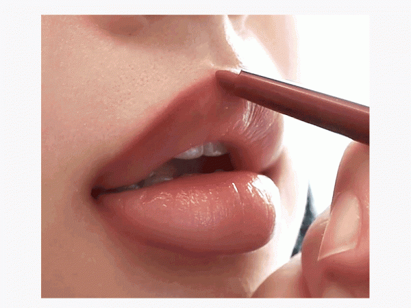 Thử dùng chì kẻ viền môi để thấy điều bất ngờ