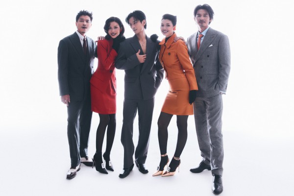 Trần Nghĩa khoe vẻ điển trai