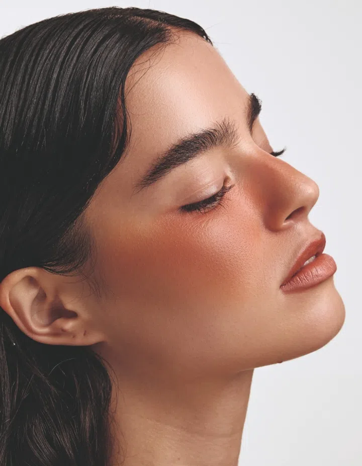 Trào lưu trang điểm ấm áp, ngọt ngào phủ sóng dịp cuối năm