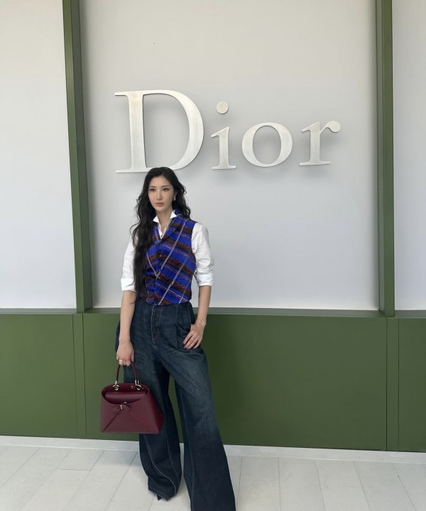 Vương Sở Nhiên đọ sắc cùng Jisoo (Blackpink) tại show Dior 2026