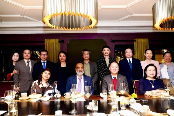 Doanh nghiệp Việt tham gia đối thoại chính sách AI toàn cầu về sức khỏe