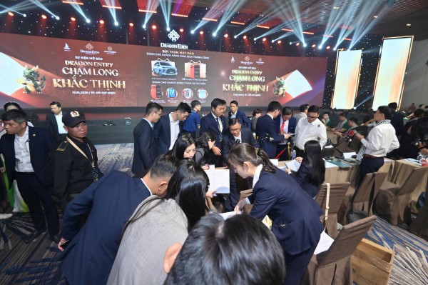 Gần 300 nền đất tại dự án Dragon Eden đã có chủ ngay trong ngày mở bán