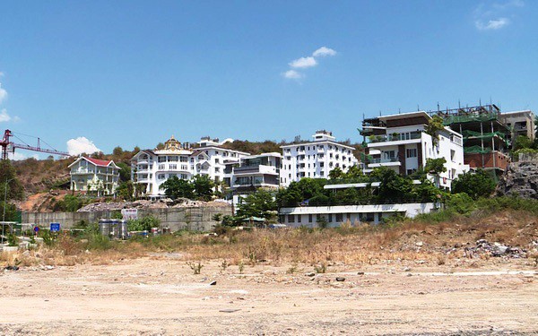 Sắp "cắt ngọn" 15 biệt thự vượt tầng tại dự án Ocean View Nha Trang