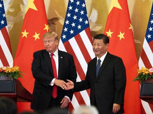 Donald Trump siết gọng kìm, Bắc Kinh lộ đòn hiểm