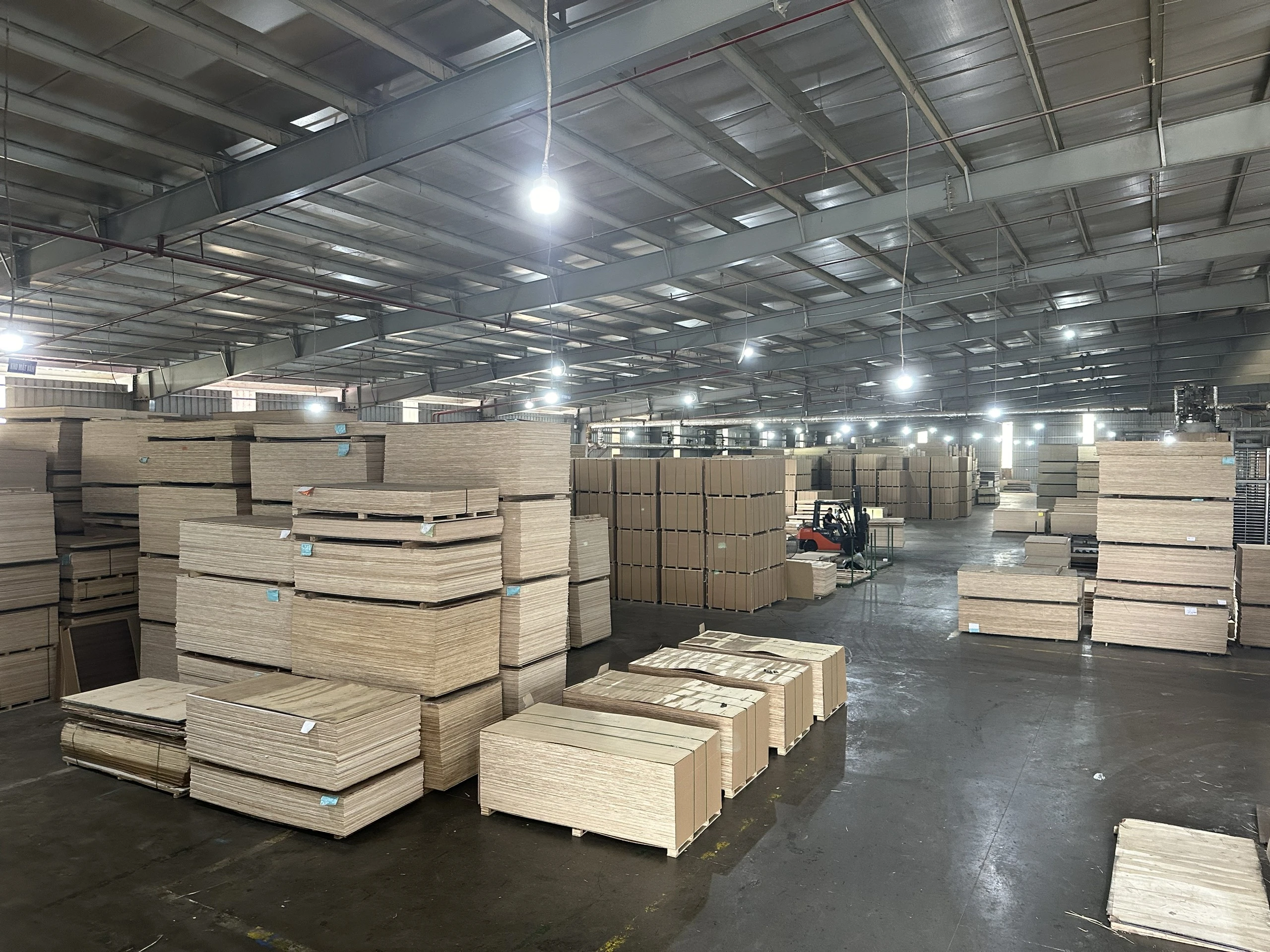 152 doanh nghiệp ngành gỗ dán 