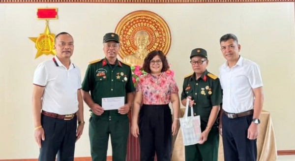 Bông hồng vàng Phạm Thị Nhuận: Tỏa sáng bản lĩnh nữ doanh nhân Việt