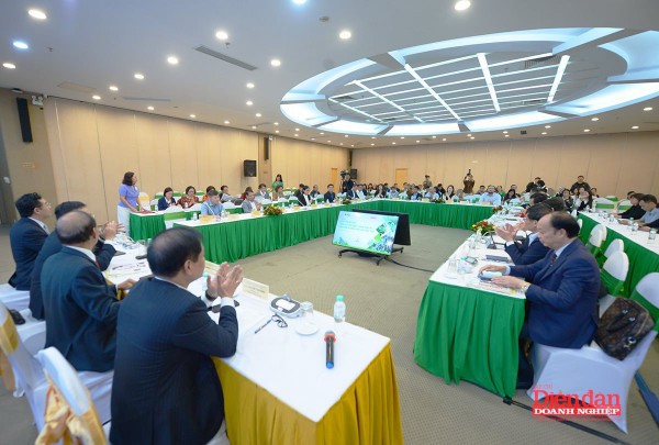 Chuyển đổi kép - động lực cho tăng trưởng kinh tế: Góc nhìn từ chính sách đến thực tiễn