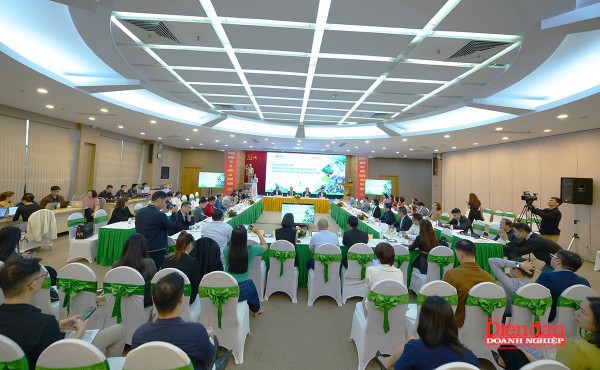 Chuyển đổi kép - động lực cho tăng trưởng kinh tế: Góc nhìn từ chính sách đến thực tiễn