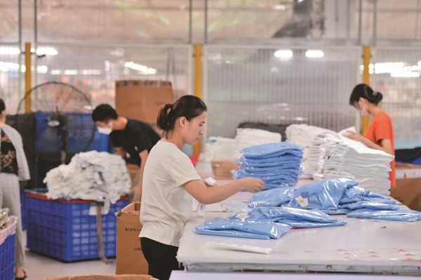Dệt may nâng cao nguồn lực và mở rộng thị trường xuất khẩu