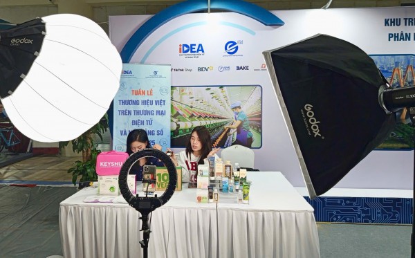 Doanh nghiệp SME tham gia ngày càng sâu vào kênh phân phối số