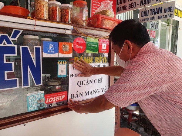 Doanh nghiệp dịch vụ ăn uống TP.HCM "đau đầu" khi được mở cửa trở lại Doanh nghiệp dịch vụ ăn uống TP.HCM "đau đầu" khi được mở cửa trở lại