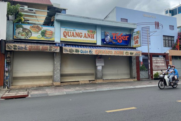 Doanh nghiệp dịch vụ ăn uống TP.HCM "đau đầu" khi được mở cửa trở lại Doanh nghiệp dịch vụ ăn uống TP.HCM "đau đầu" khi được mở cửa trở lại