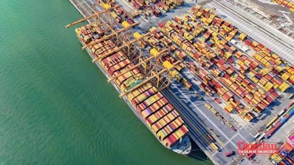 Doanh nghiệp “hiến kế” nâng cao hiệu quả khai thác cảng biển