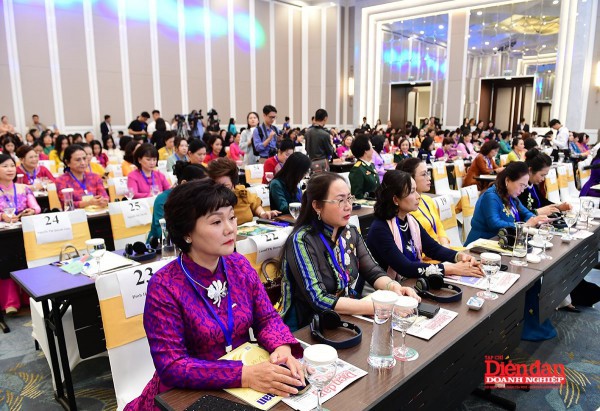 Doanh nhân Nữ vươn tầm trong kỷ nguyên mới