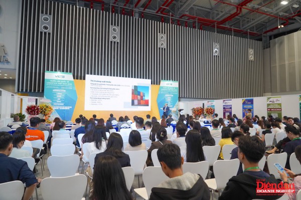 Giải pháp logistics cho doanh nghiệp xuất nhập khẩu ứng phó "cuộc chơi mới"
