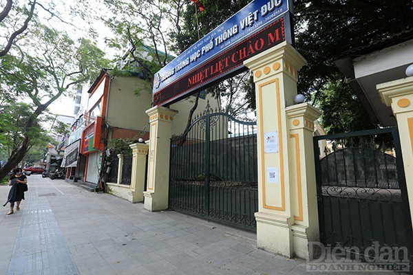 Hà Nội: Lực lượng chức năng ra quân tuyên truyền, nhắc nhở người dân phòng, chống dịch COVID-19 Hà Nội: Lực lượng chức năng ra quân tuyên truyền, nhắc nhở người dân phòng, chống dịch COVID-19