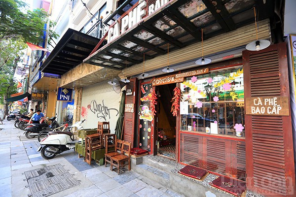 Hà Nội: Lực lượng chức năng ra quân tuyên truyền, nhắc nhở người dân phòng, chống dịch COVID-19 Hà Nội: Lực lượng chức năng ra quân tuyên truyền, nhắc nhở người dân phòng, chống dịch COVID-19