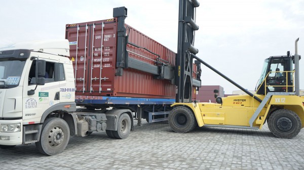 Hòa Phát bàn giao lô container cho hãng cho thuê hàng đầu thế giới