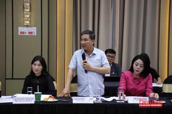 Hội nghị Hội đồng chung tuyển Giải thưởng Sao Đỏ - Doanh nhân trẻ Việt Nam tiêu biểu 2025