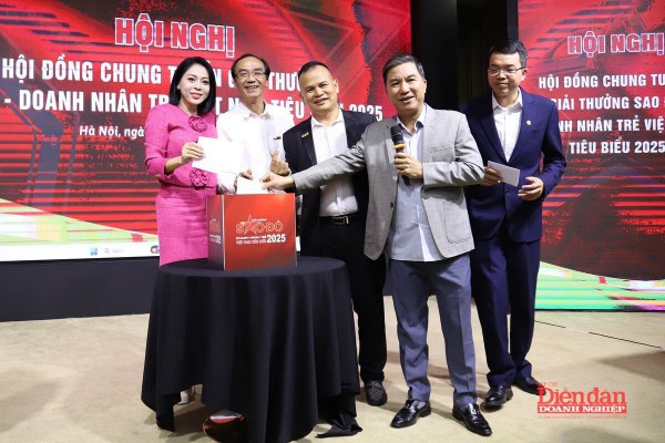 Hội nghị Hội đồng chung tuyển Giải thưởng Sao Đỏ - Doanh nhân trẻ Việt Nam tiêu biểu 2025