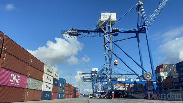 Mở bến cảng container quốc tế thuộc Khu bến cảng Lạch Huyện