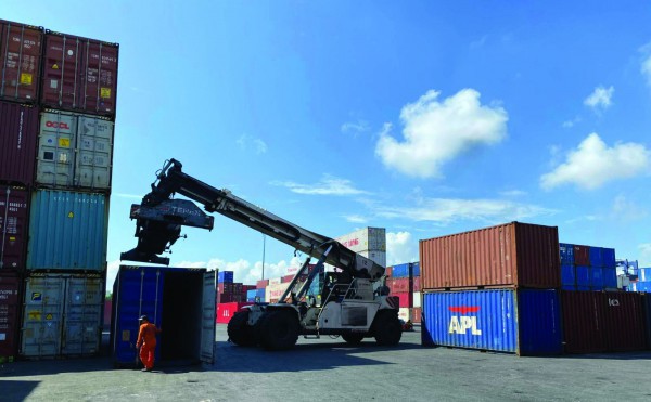 Nghịch lý phí cược container