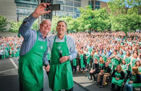 Người nâng tầm thương hiệu Starbucks