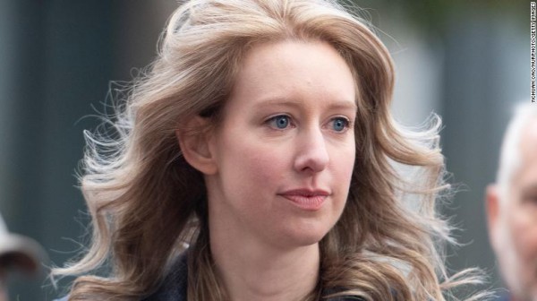 Nhìn lại bước đi xuống “địa ngục” của Elizabeth Holmes và Theranos! Nhìn lại bước đi xuống “địa ngục” của Elizabeth Holmes và Theranos!