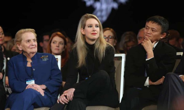 Nhìn lại bước đi xuống “địa ngục” của Elizabeth Holmes và Theranos! Nhìn lại bước đi xuống “địa ngục” của Elizabeth Holmes và Theranos!