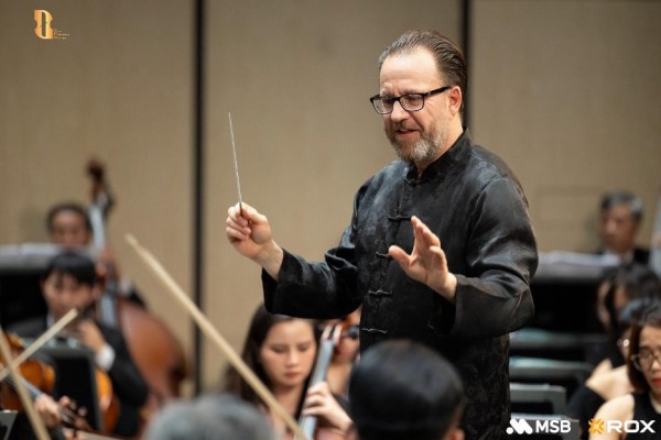 Những màn song tấu ấn tượng của hòa nhạc “Melodies of Triumph”