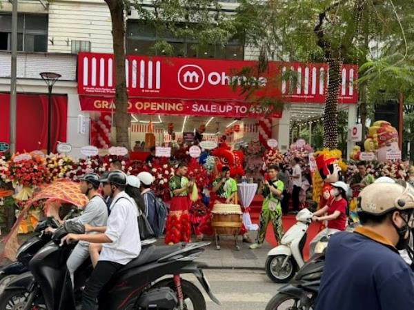 “Nóng” cuộc chiến cửa hàng tiện lợi tại Việt Nam