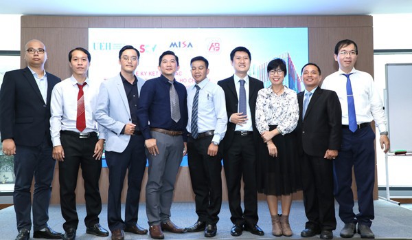 SCTV ký kết hợp tác với trường ĐH Kinh tế TP.Hồ Chí Minh