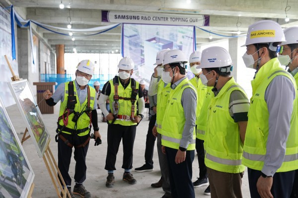 Samsung nỗ lực góp phần phục hồi nền kinh tế Việt Nam