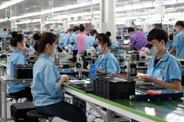 Tăng lương tối thiểu vùng tác động sao tới chi phí doanh nghiệp?