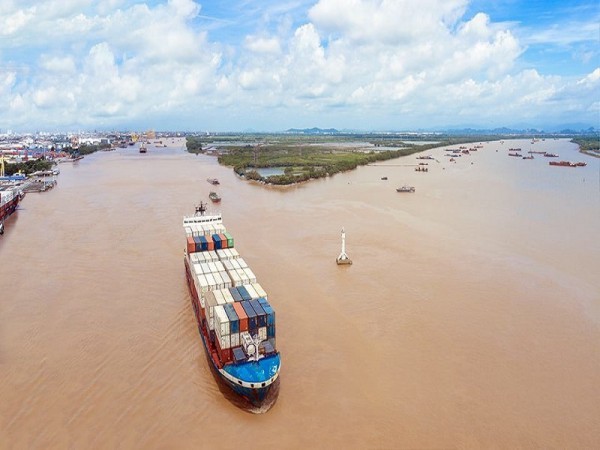 Tiếp sức doanh nghiệp ứng phó biến đổi khí hậu